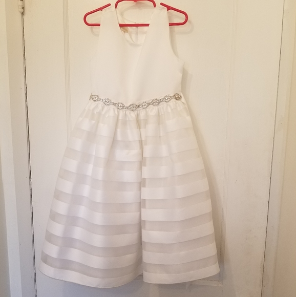 White special occasions dress - Picture 1 of 4